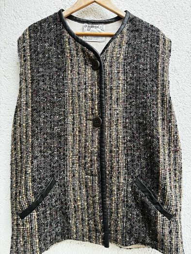 Studio Donegal Rambling tweed vest