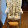 High chair Image 3