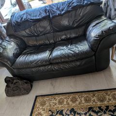 2  seater leather sofa , 2x 1 seaters leather armchairs
