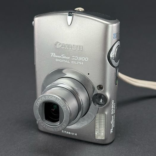 Canon PowerShot Digital ELPH SD900 / Digital IXUS 900 Ti