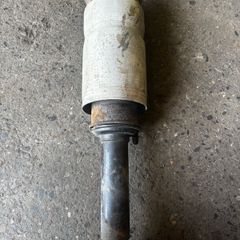 Air Strut Discovery 3 front