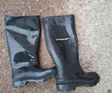 Dunlop wellingtons size uk3