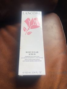 Rose sugar scrub by Lancome