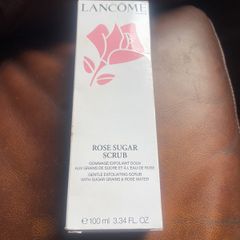 Rose sugar scrub by Lancome
