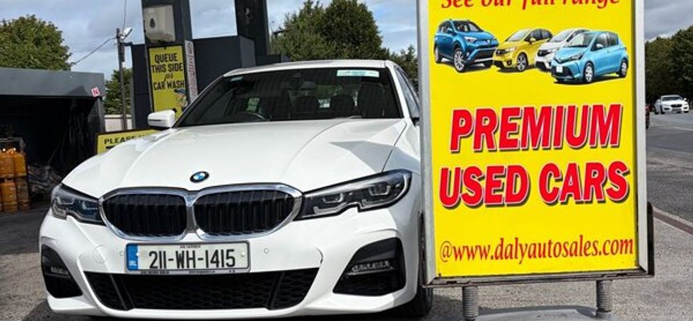 BMW 3-series 330e M-sport Auto