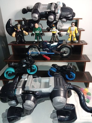 Collection of imaginext figures vehicles etc batman and others good order