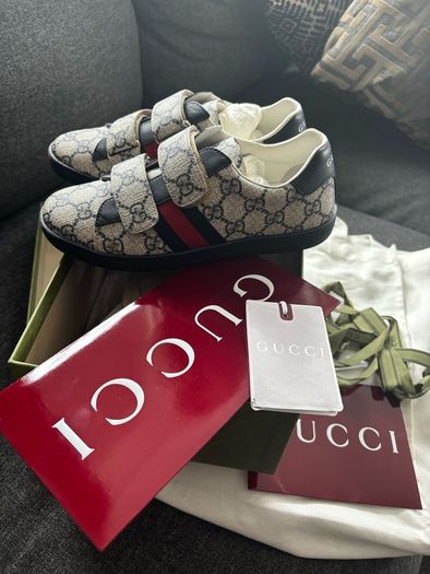 Gucci trainers size 2