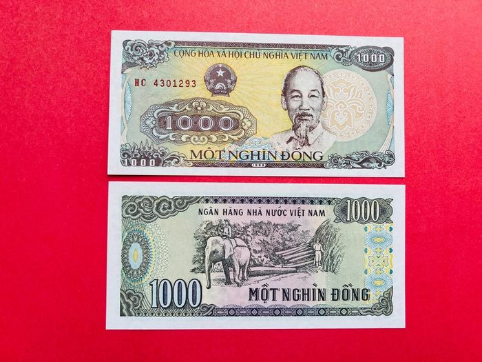 Vietnam  1,000 Dong. 1988. ( uncirculated )