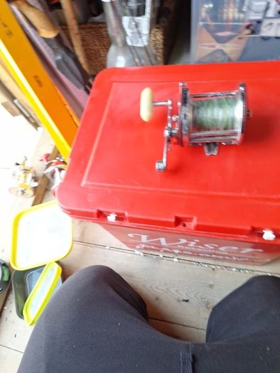 penn jigmaster. Nub 500 reel