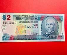 Barbados   2. Dollar.  2007. Pick  66a. ( Uncirculated )