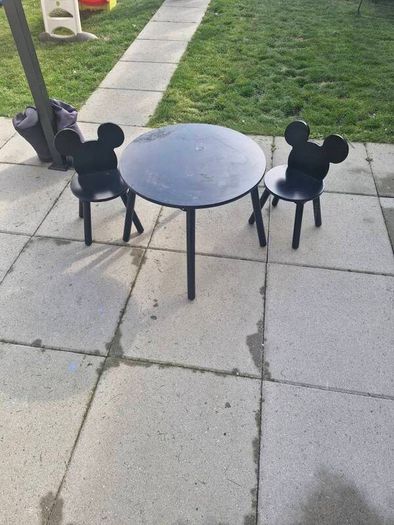 Disney mickey mouse black table and chairs