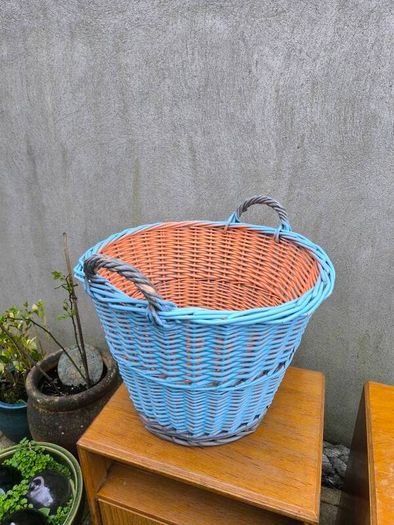 Large vintage wicker basket