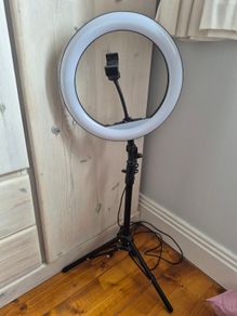 Ring light