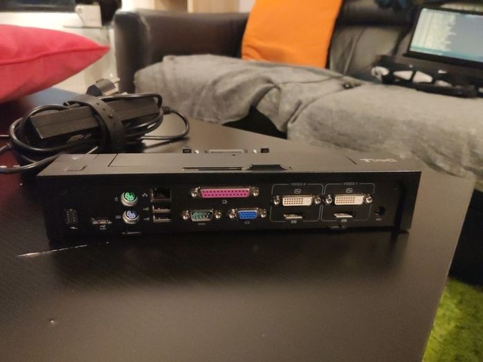 Dell PR02X Latitude D/E series docking station