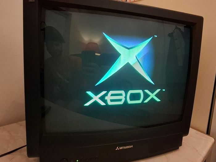 Mitsubishi 21" CRT TV - Immaculate