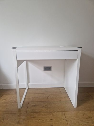 Ikea Micke desk