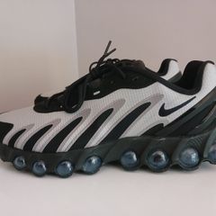 Nike runners