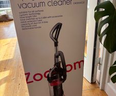 vacuum cleaner ESSENTIALS C400UVC22 Upright Bagless