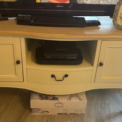 Coffee table & tv unit
