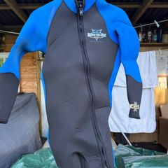 wetsuit