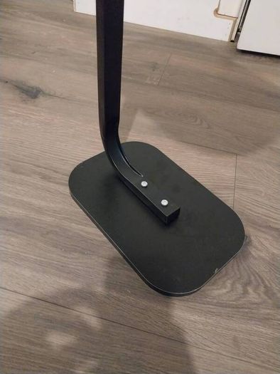 Black Under Sofa tabie