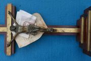 Victorian Amboyna Crucifix. 13,5" x 6,5"