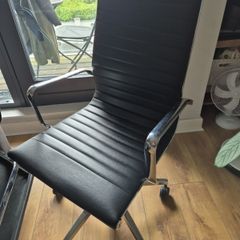 Eames Style Ribbed High Back Office Chair