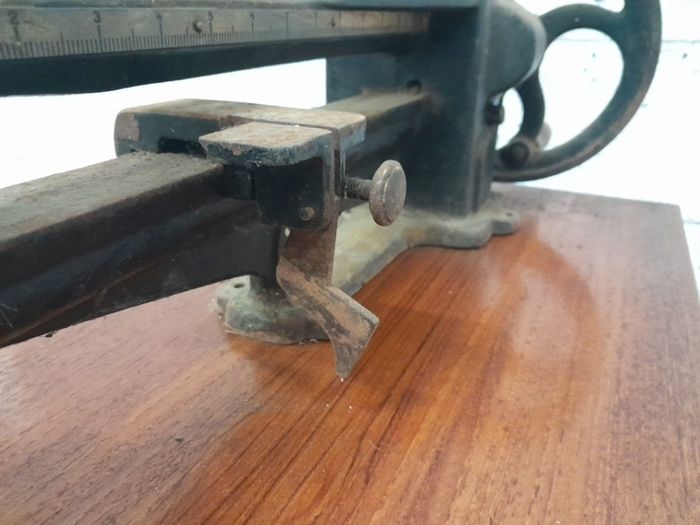 Antique Attila Shoe Man Leather Trimmer Cutter