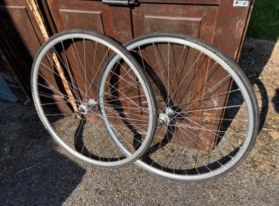 Campagnolo Record wheels (used) with brand new Continental Grand Prix 4000's II tyres 700x23.