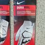 golf gloves Image 2