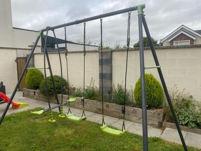 Swing set