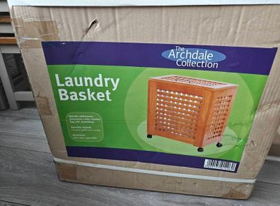 Laundry wooden basket