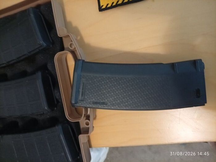 tactical plate with adds set.