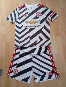 Authentic Manchester United Kit