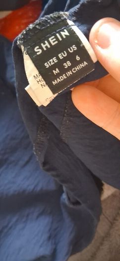 2 womens sets size m