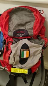 backpack Osprey Atmos 50 & berghouse rain cover