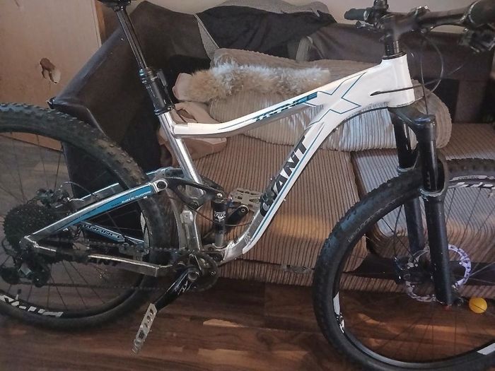 Giant Trance Dual Suspension
