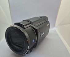 Sony FDR-AX53 4K Handycam Camcorder  Mint Condition, Barely Used