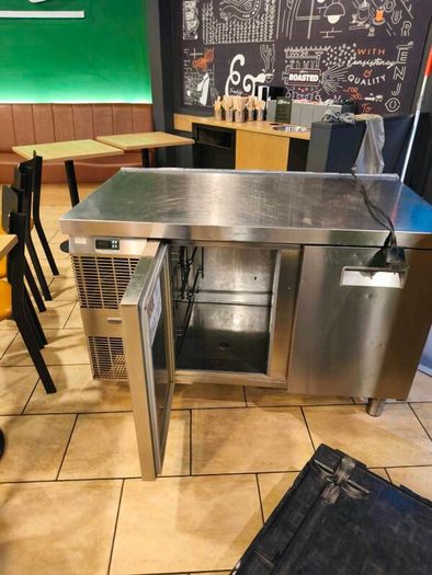 2 door fridge