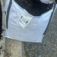 1 tonne bags (5 of them)