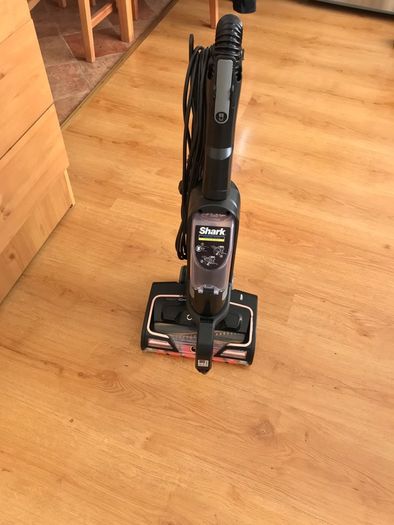 SHARK Anti Hair Wrap Upright Bagless Vacuum Cleaner - Grey & Rose Gold