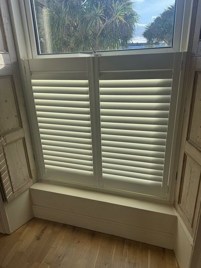 Plantation Window Shutters  Excellent Condition