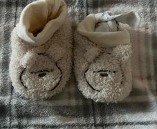 Babys Disney shoes 6/12 mths