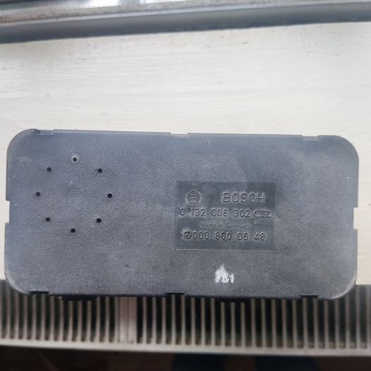 Mercedes W201 W124 Vacuum Pump