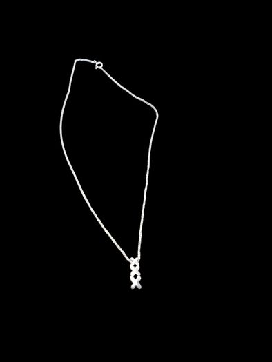 Sterling silver necklace with pendant