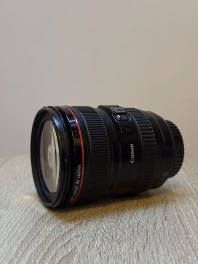 Canon 24-105 f4 I.S. L lens