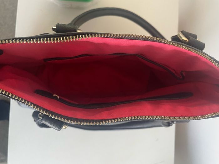 Henley handbag
