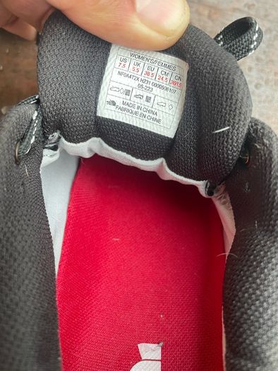 The North Face size 5.5