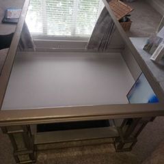 Mirrored coffee Table