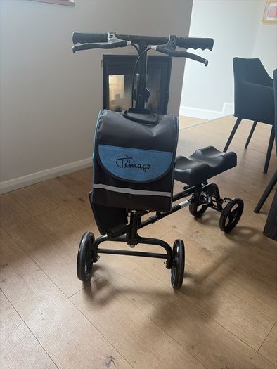 knee scooter